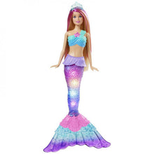 Cargar imagen en el visor de la galería,  Barbie Sirena Luces MágicasLas pequeñas se sumergirán en historias emocionantes con la muñeca Barbie Dreamtopia Twinkle Lights Mermaid, con una mágica función luminosa. 